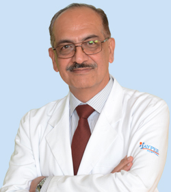 Dr manoj-luthra Best Cardiac Surgeons in India